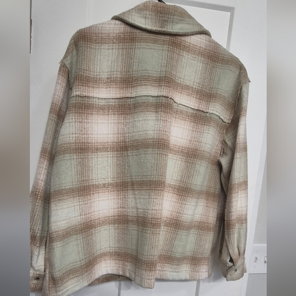 Mixed Material Shacket - Picture 5 of 5